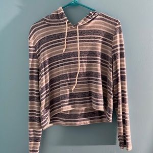 Stripped crop top sweater